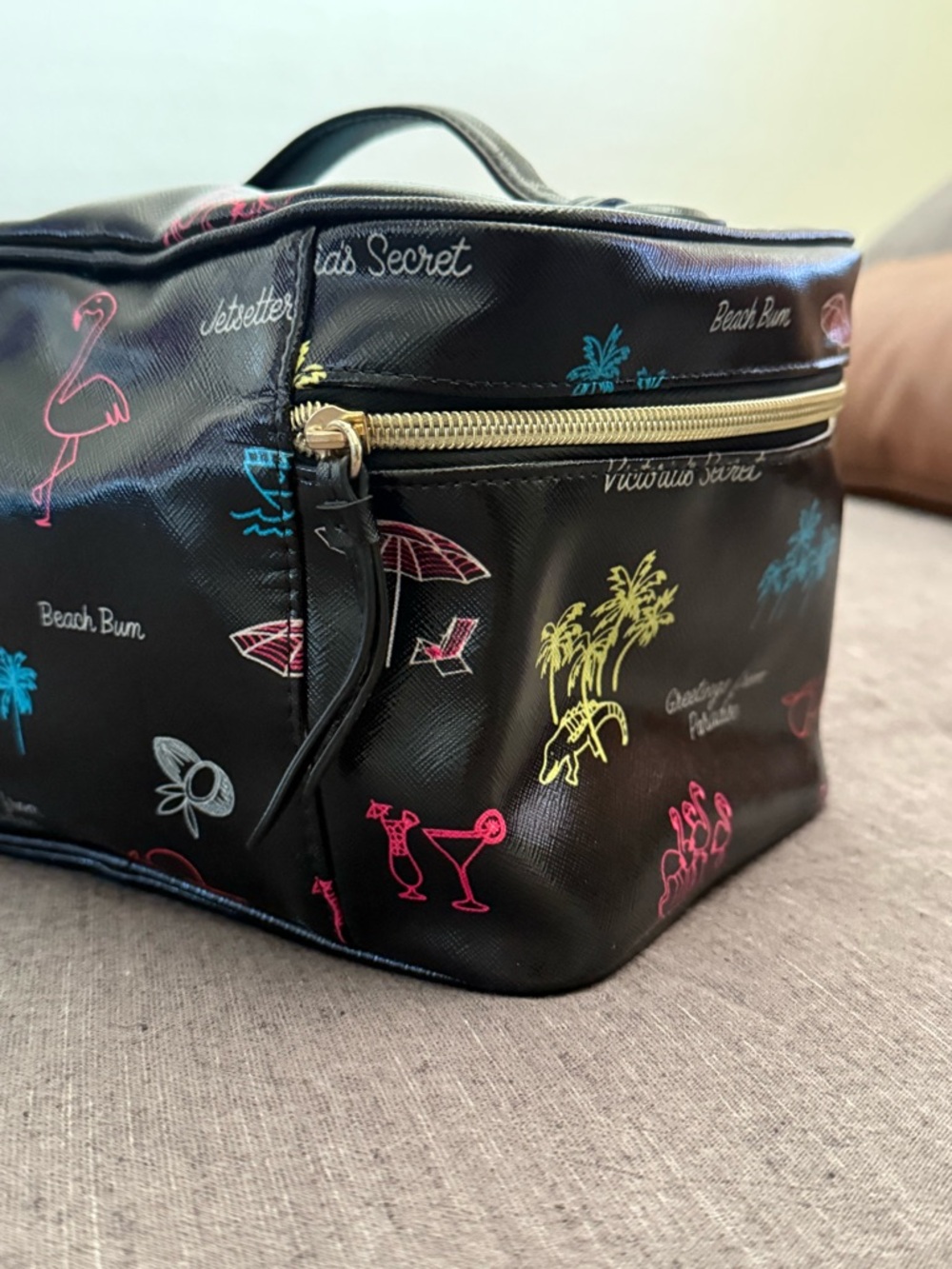 Victoria’s Secret neon paradise vanity case - Picture 4 of 6